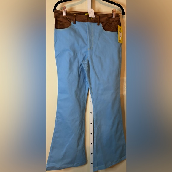 Smiley Jeans by Unique Vintage-Size 6-8 - Picture 5 of 9